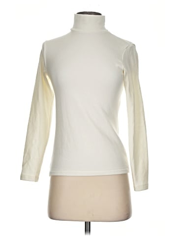 Uniqlo Turtleneck Sweater (view 1)