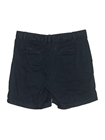 Gap Shorts (view 2)