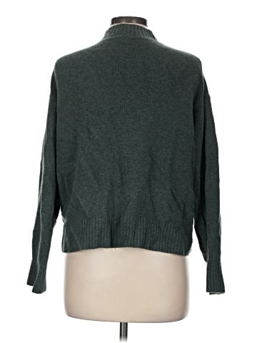 Uniqlo Turtleneck Sweater (view 2)