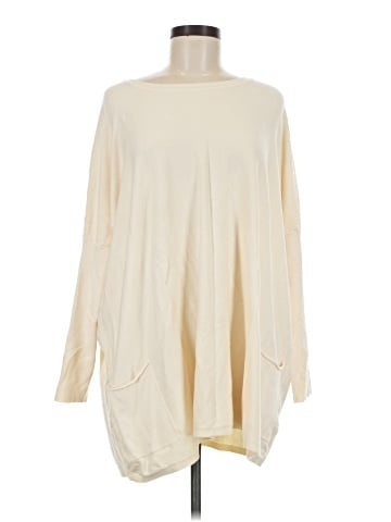 Tea n Rose Poncho (view 1)