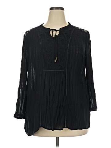 Ava & Viv 3/4 Sleeve Blouse (view 1)