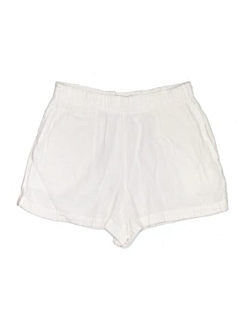 Gap Shorts (view 1)