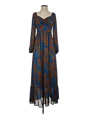 Skies Are Blue Casual Dress (view 1)