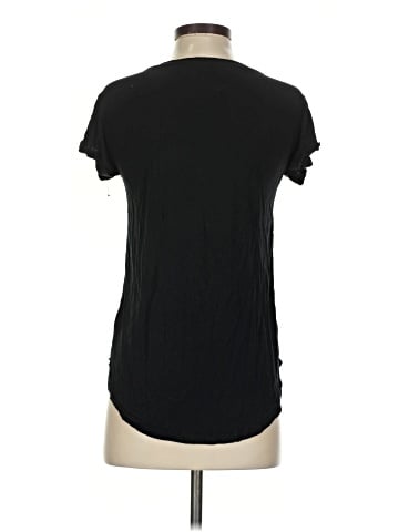 American Eagle Outfitters Short Sleeve T-Shirt (view 2)