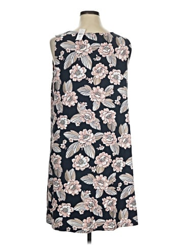 Ann Taylor LOFT Outlet Casual Dress (view 2)