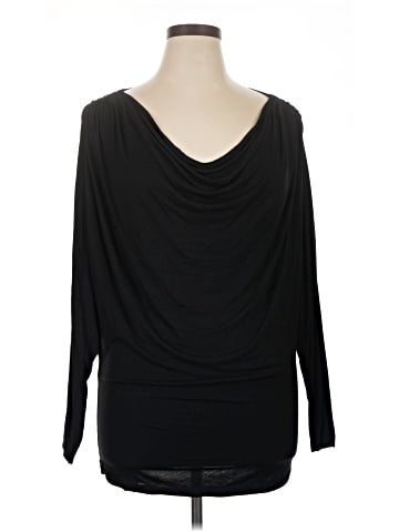 Max Studio 3/4 Sleeve T-Shirt (view 1)