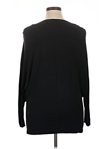 Max Studio 3/4 Sleeve T-Shirt (view 2)