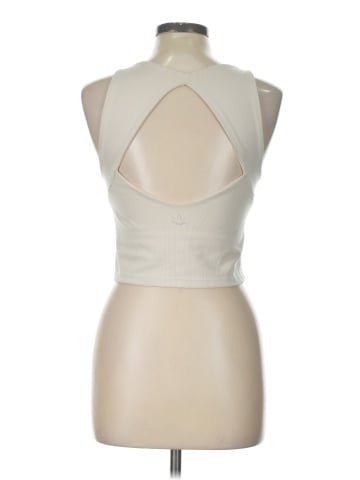 Beyond Yoga Tank Top (view 2)