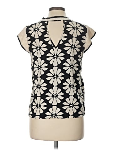 DR2 Sleeveless Blouse (view 2)