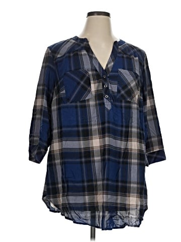 Torrid 3/4 Sleeve Button-Down Shirt (view 1)