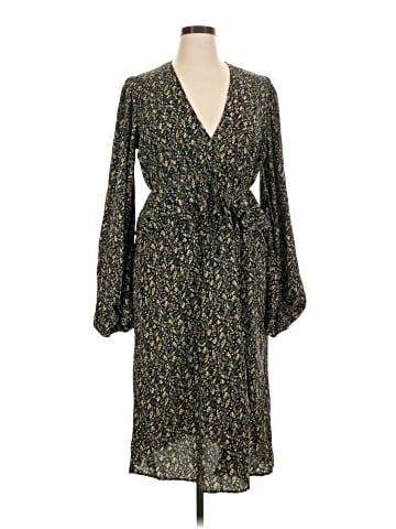 Missguided Casual Dress (view 1)