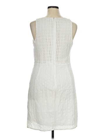 Old Navy Casual Dress (view 2)