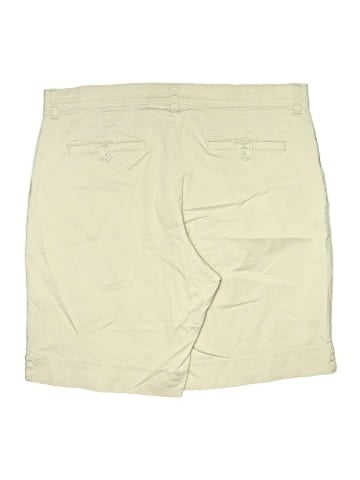 Lee Khaki Shorts (view 2)