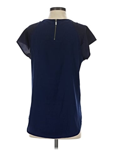 Express Outlet Short Sleeve Top (view 2)