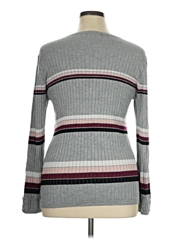 Liz Claiborne Long Sleeve T-Shirt (view 2)