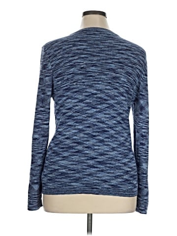 Liz Claiborne Long Sleeve T-Shirt (view 2)
