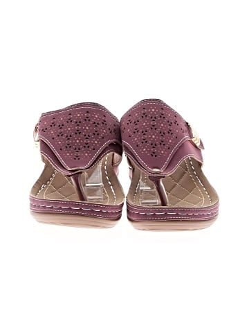 Unbranded Wedges (view 2)