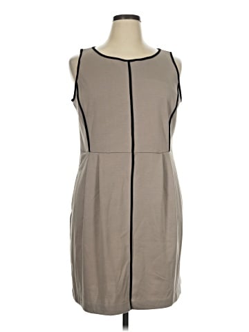 Old Navy Casual Dress (view 1)