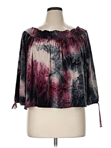 American Eagle Outfitters 3/4 Sleeve Blouse (view 1)