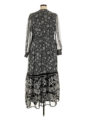 Old Navy Casual Dress (view 2)