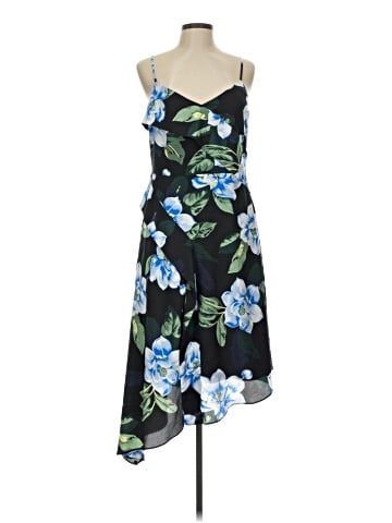 Banana Republic Cocktail Dress (view 1)