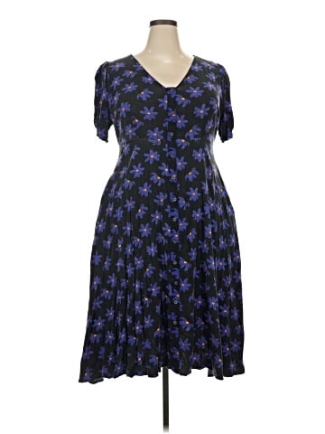 Ava & Viv Casual Dress (view 1)