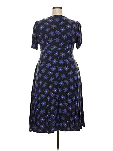 Ava & Viv Casual Dress (view 2)