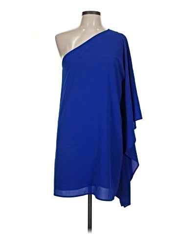 Tyche Poncho (view 1)