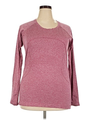 Lululemon Athletica Long Sleeve T-Shirt (view 1)