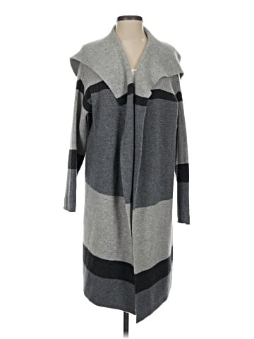 Vince. Poncho (view 1)