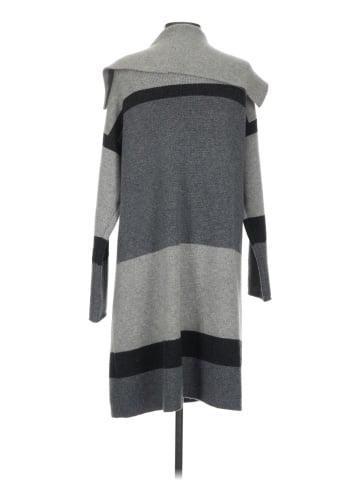 Vince. Poncho (view 2)