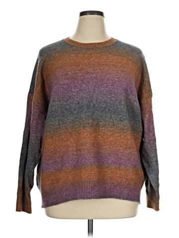 Old Navy Pullover Sweater (view 1)