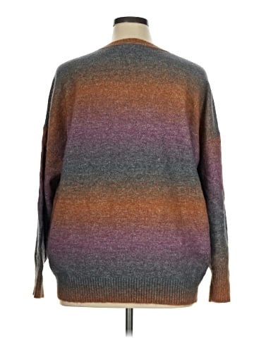 Old Navy Pullover Sweater (view 2)