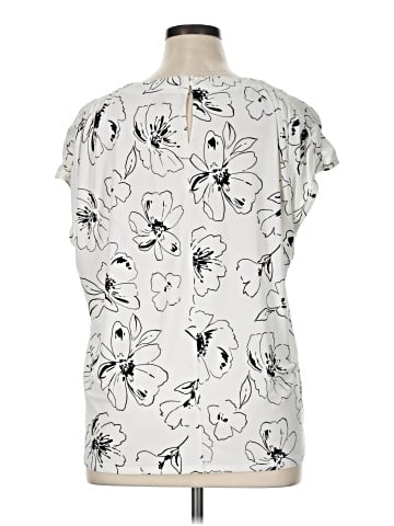 Unbranded Sleeveless Blouse (view 2)