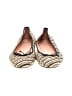 J.Crew Graphic Ivory Flats Size 8 - photo 2