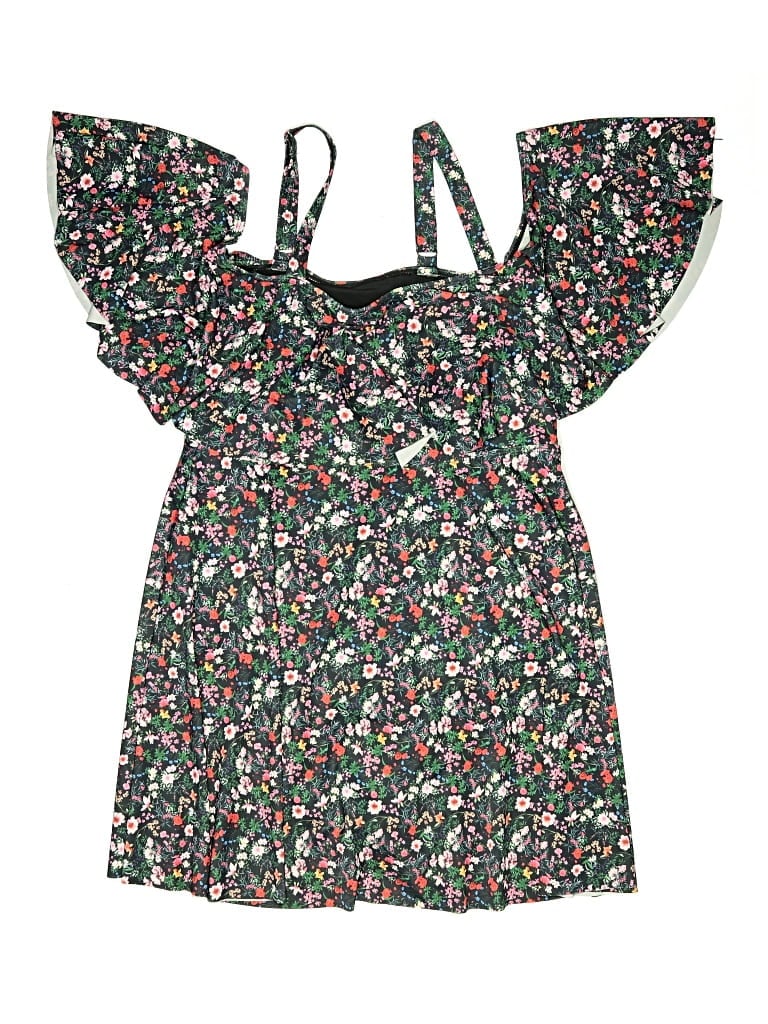 Pre-owned Bloomchic Swimsuit Cover Up In Green