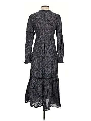 Urban Outfitters Casual Dress (view 2)