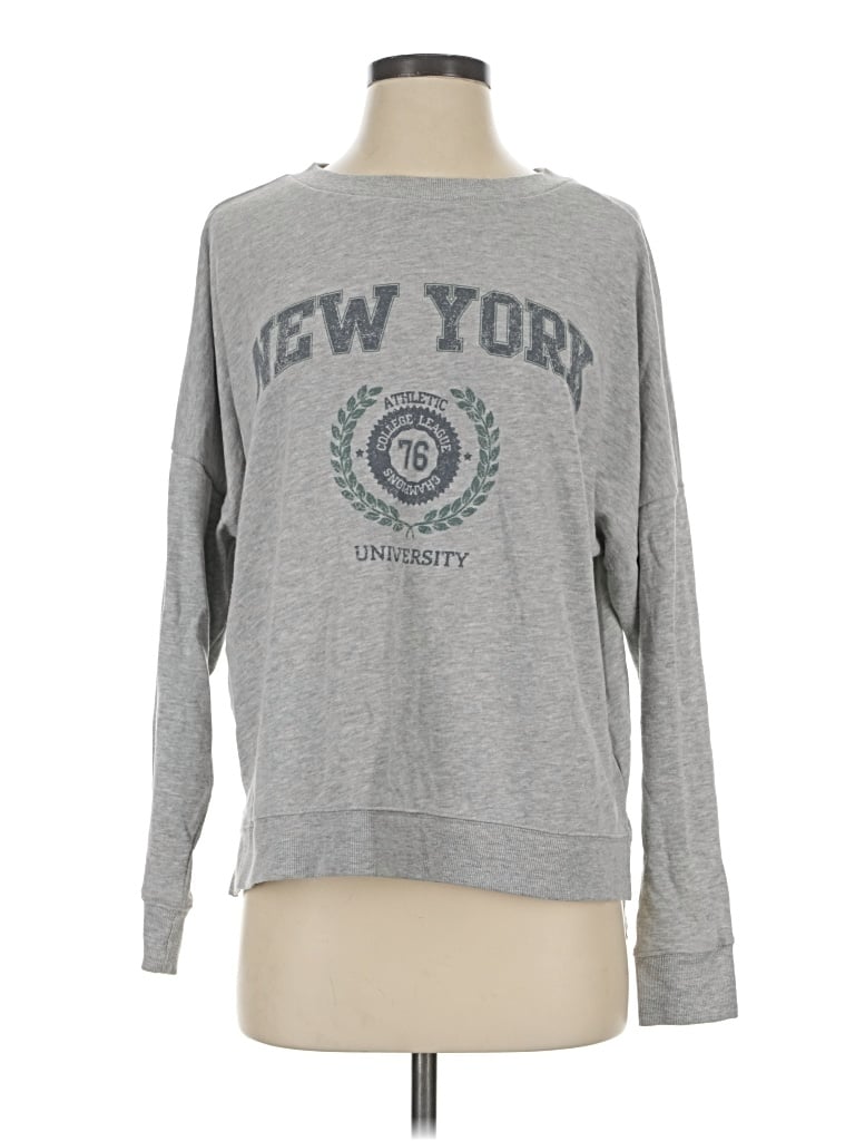 Pre-owned Colsie Sweatshirt In Gray