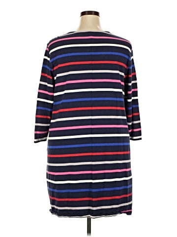 Old Navy Casual Dress (view 2)