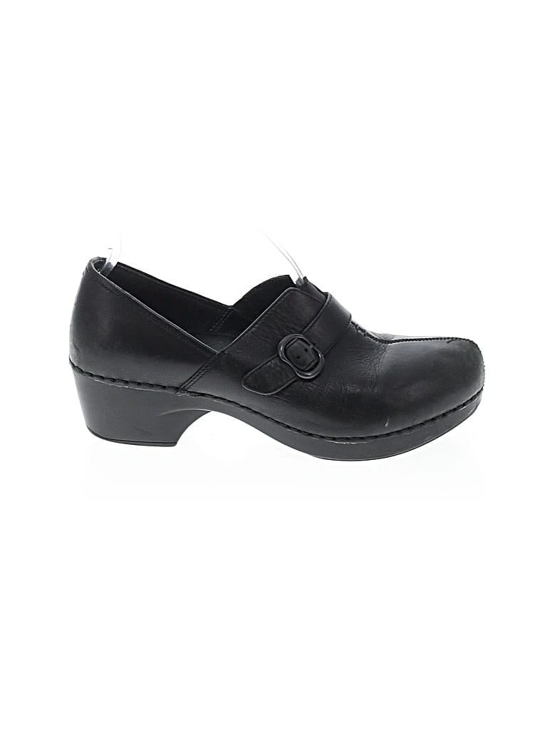 Pre-owned Dansko Mule/clog In Black