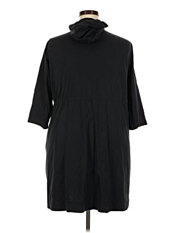 Lands' End Raincoat (view 2)