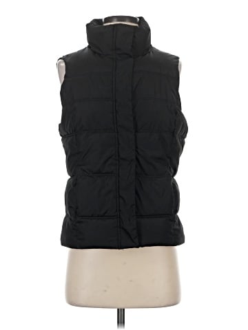 Gap Outlet Vest (view 1)