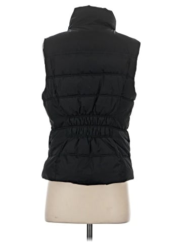 Gap Outlet Vest (view 2)