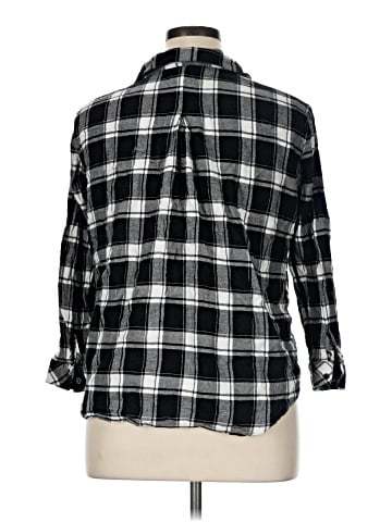 Hester & Orchard 3/4 Sleeve Button-Down Shirt (view 2)
