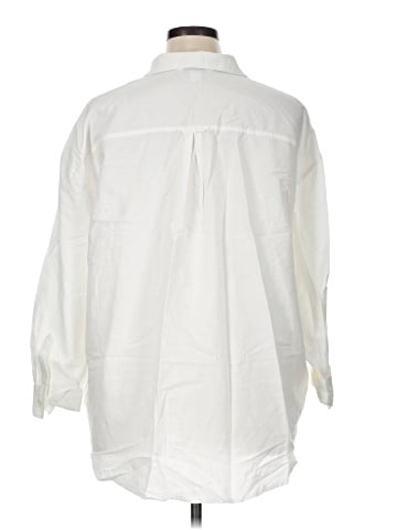 Old Navy Long Sleeve Button-Down Shirt (view 2)