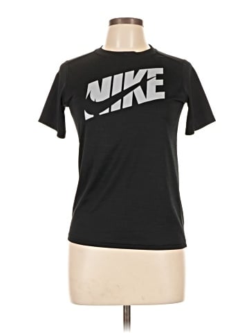 Nike Short Sleeve T-Shirt (view 1)