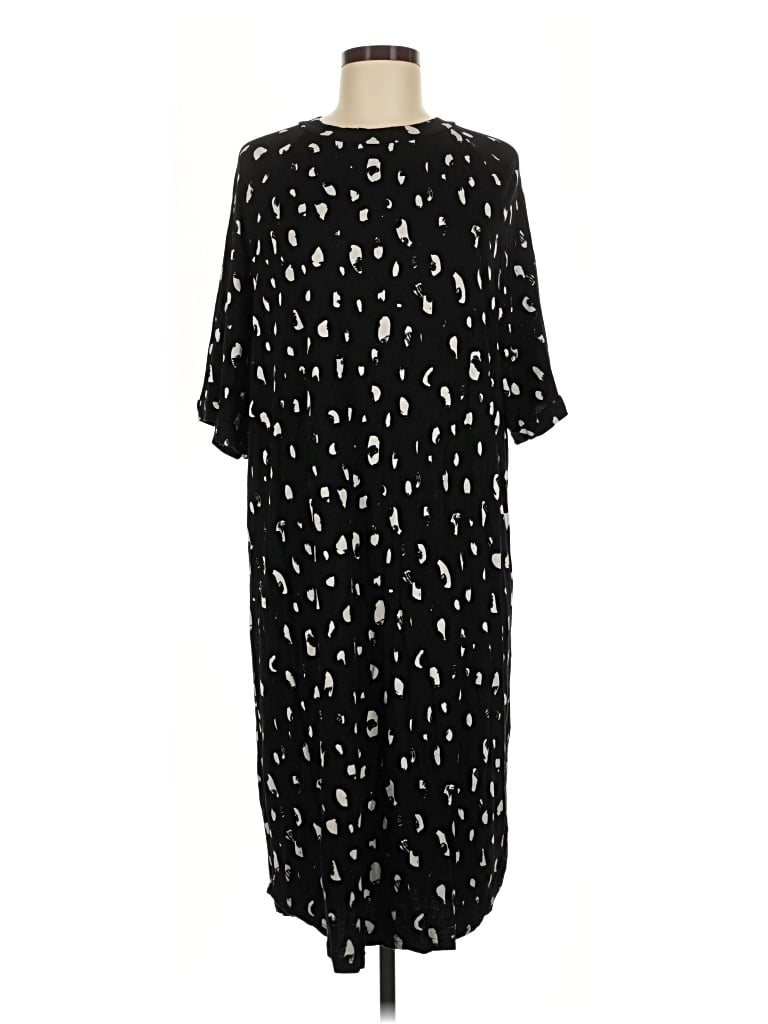 Pre-owned Monki Casual Dress In Black