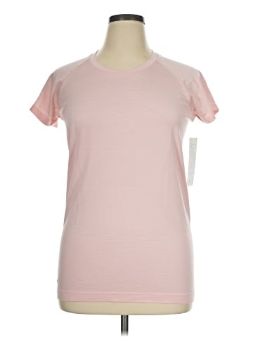 Lululemon Athletica Short Sleeve T-Shirt (view 1)