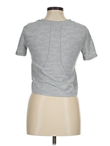 Lululemon Athletica Short Sleeve T-Shirt (view 2)