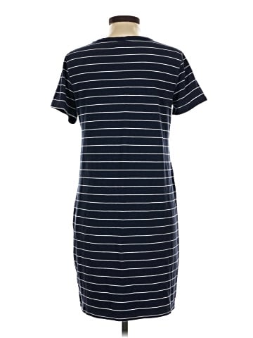 Old Navy Casual Dress (view 2)